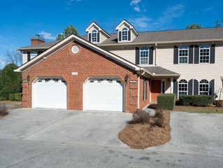 1702 Chestnut Oak Drive # 83, Dalton, GA 30721