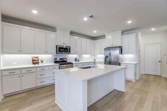 8888 Magnet Drive, Frisco, TX 75035