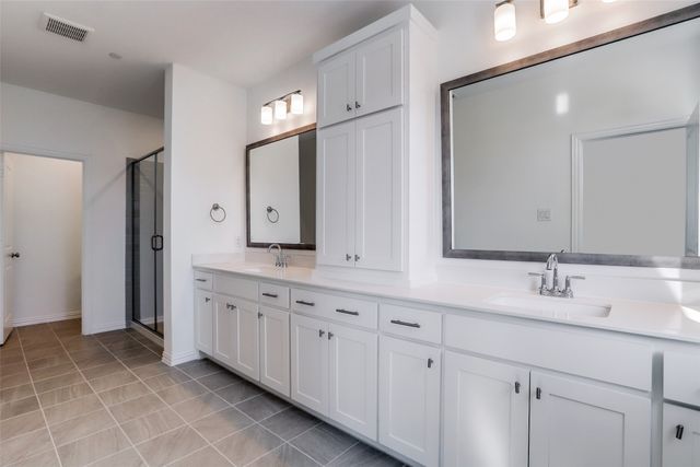 8888 Magnet Drive, Frisco, TX 75035