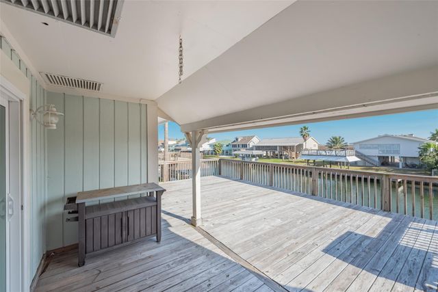 1216 Sailfish Street, Bayou Vista, TX 77563