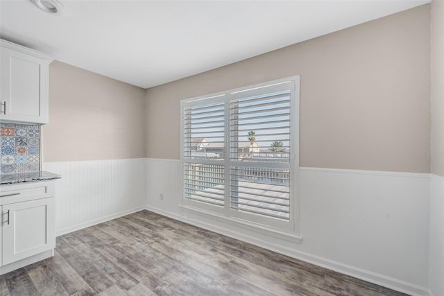 1216 Sailfish Street, Bayou Vista, TX 77563