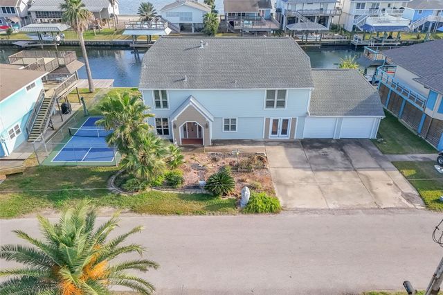 1216 Sailfish Street, Bayou Vista, TX 77563