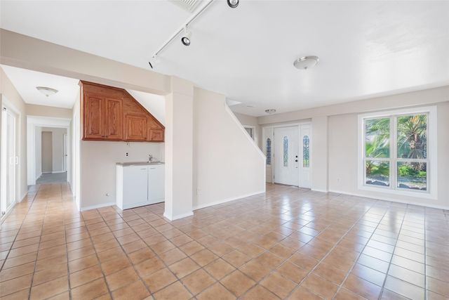 1216 Sailfish Street, Bayou Vista, TX 77563