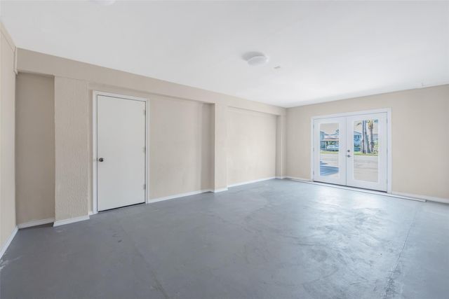 1216 Sailfish Street, Bayou Vista, TX 77563