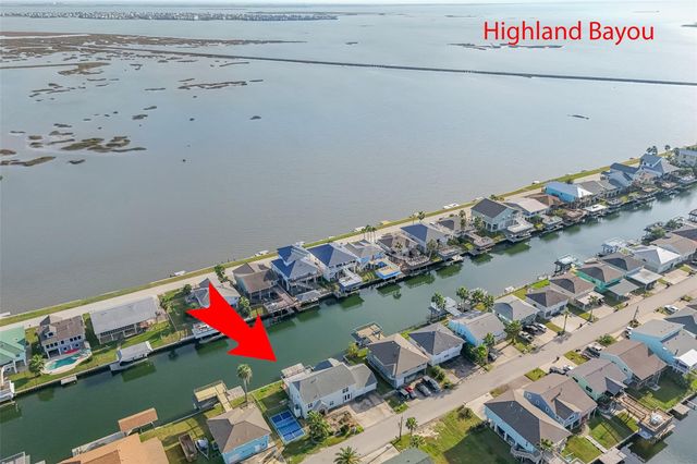 1216 Sailfish Street, Bayou Vista, TX 77563