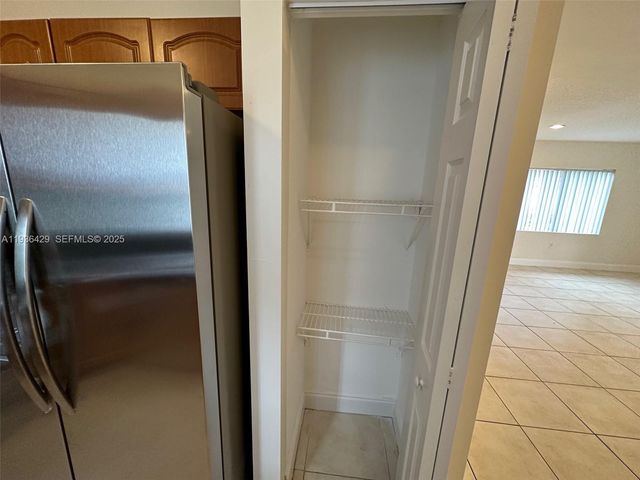 214 NW 14th Ave 0, Fort Lauderdale, FL 33311