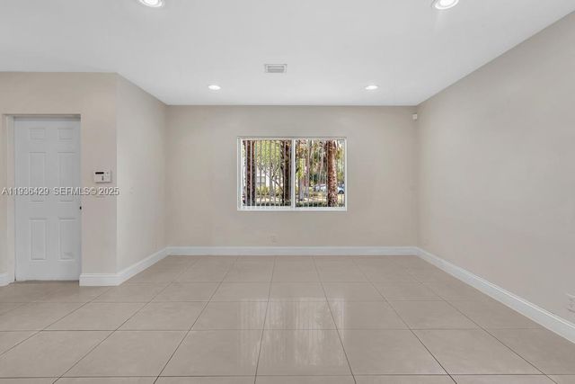 214 NW 14th Ave 0, Fort Lauderdale, FL 33311