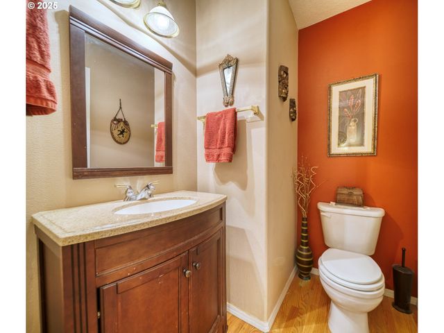 34583 GLACIER Ave, St Helens, OR 97051