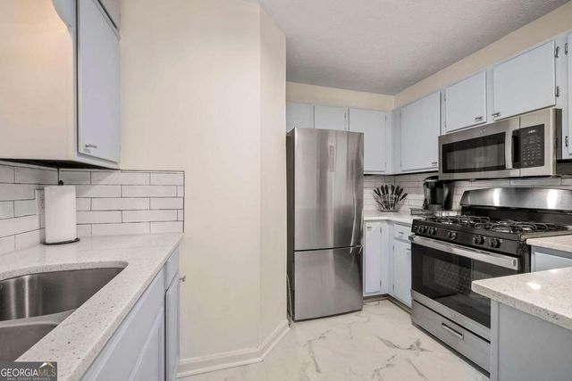 401 Bainbridge Drive, Mcdonough, GA 30253