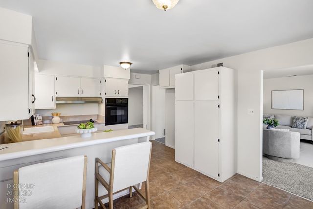 5021 North Pkwy, Sacramento, CA 95823