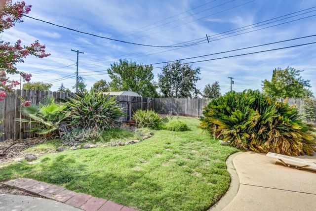 5021 North Pkwy, Sacramento, CA 95823