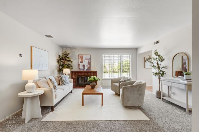 5021 North Pkwy, Sacramento, CA 95823
