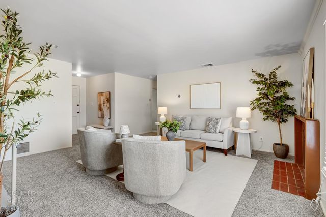 5021 North Pkwy, Sacramento, CA 95823
