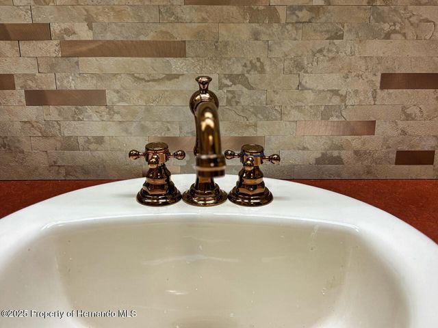 7363 Eastern Circle Drive, Brooksville, FL 34613