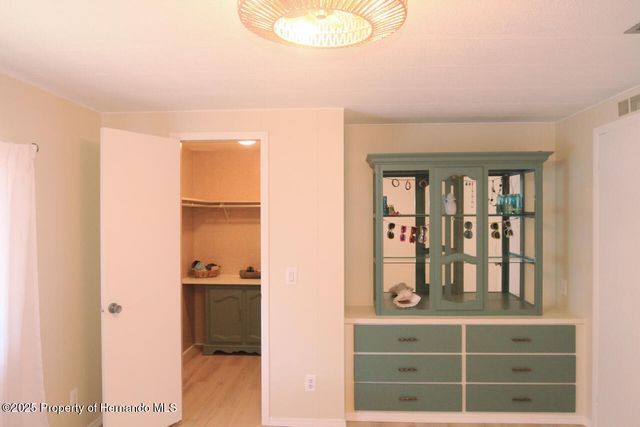 7363 Eastern Circle Drive, Brooksville, FL 34613