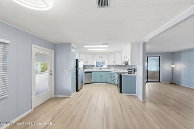 7363 Eastern Circle Drive, Brooksville, FL 34613