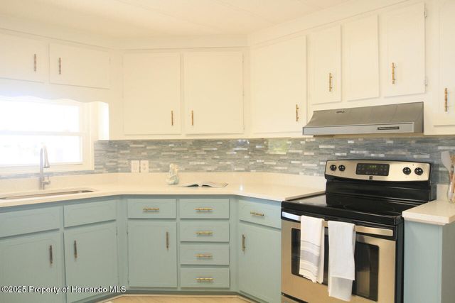 7363 Eastern Circle Drive, Brooksville, FL 34613