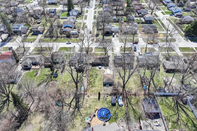 30110 Fink Avenue, Farmington Hills, MI 48336