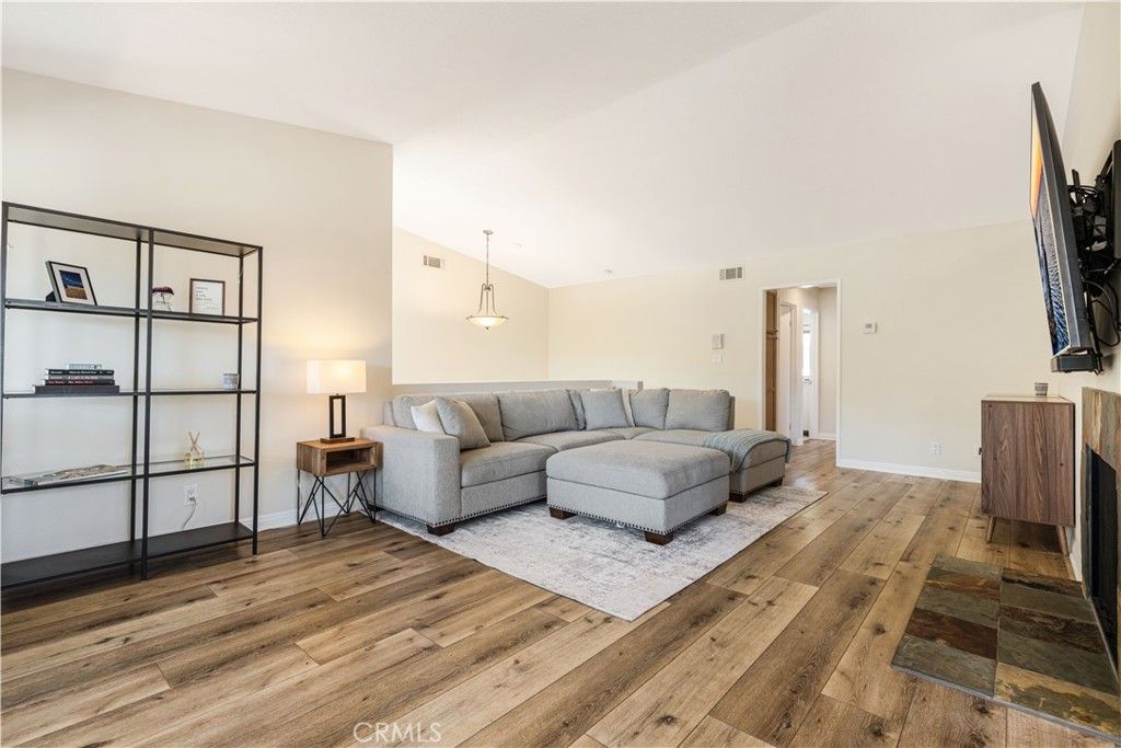 29123 Thousand Oaks Blvd C, Agoura Hills, CA 91301 — photo 4