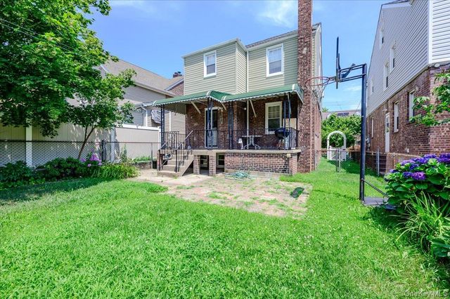 1827 Hering Avenue, Bronx, NY 10461