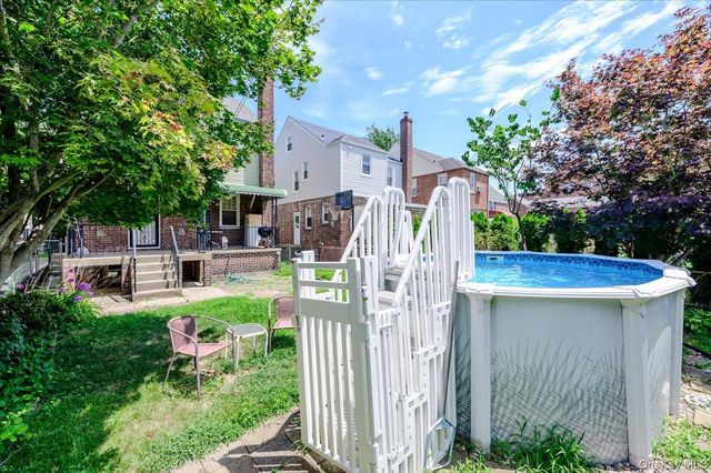1827 Hering Avenue, Bronx, NY 10461