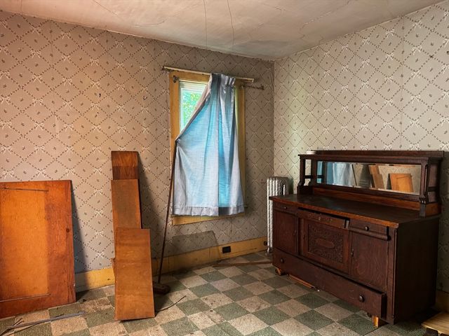 47 Ward Street, Chicopee, MA 01020