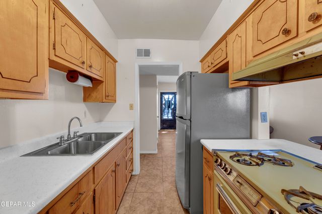 339 MIRASOL Drive, El Paso, TX 79907