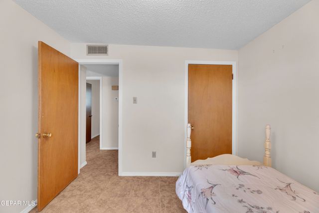 339 MIRASOL Drive, El Paso, TX 79907