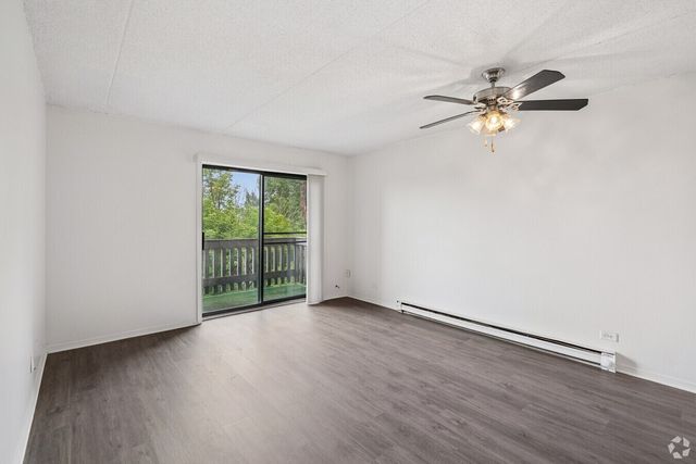 1820 N Delany Road 311, Gurnee, IL 60031