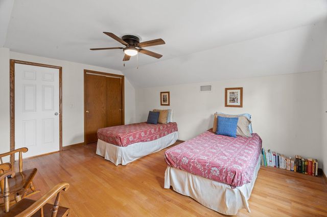 1533 N Belmont Avenue, Arlington Heights, IL 60004