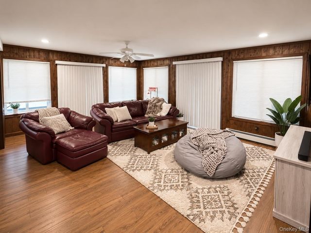 87 Sally Lane, Ridge, NY 11961