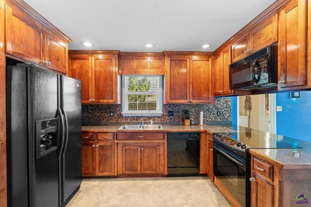 216 Wembley Drive, Warner Robins, GA 31088