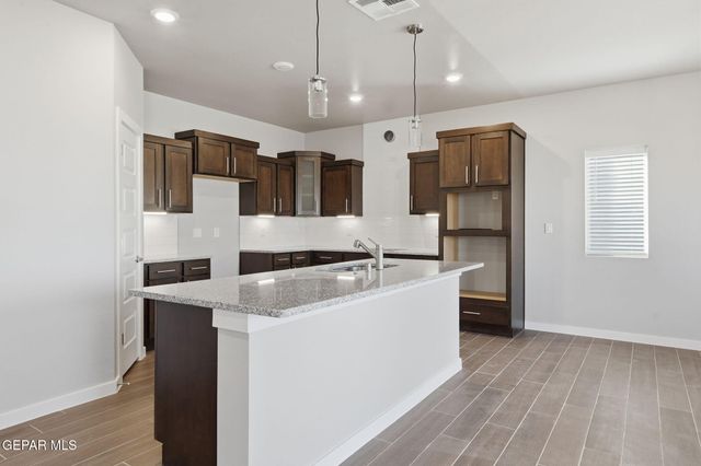 11873 Barrenkale Place, El Paso, TX 79934