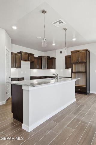 11873 Barrenkale Place, El Paso, TX 79934