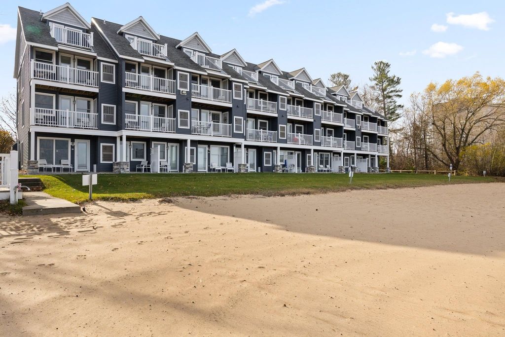 2305 N US31, East Bay Twp, MI 49686