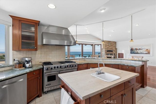380 Huntington Road, Cambria, CA 93428