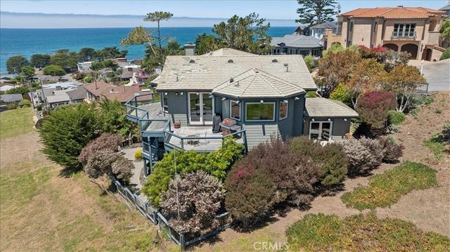 380 Huntington Road, Cambria, CA 93428
