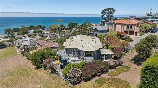 380 Huntington Road, Cambria, CA 93428
