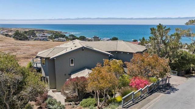 380 Huntington Road, Cambria, CA 93428