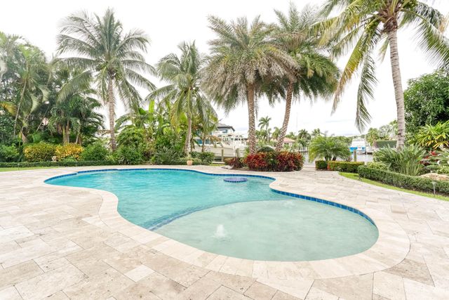 12293 Coconut Row, Palm Beach Gardens, FL 33410