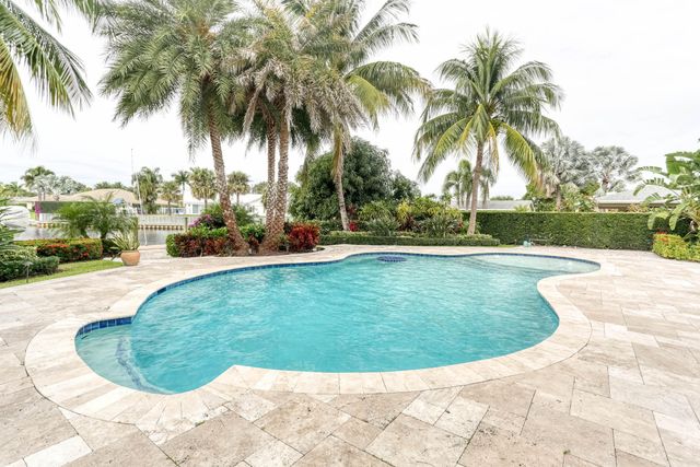 12293 Coconut Row, Palm Beach Gardens, FL 33410