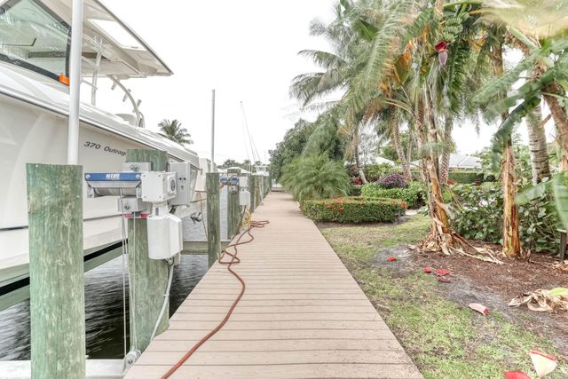 12293 Coconut Row, Palm Beach Gardens, FL 33410