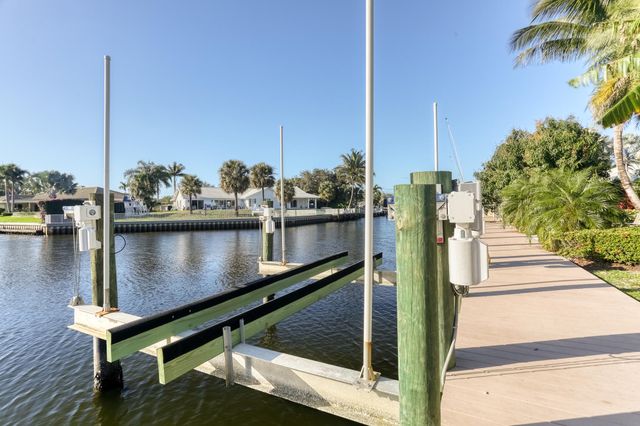 12293 Coconut Row, Palm Beach Gardens, FL 33410