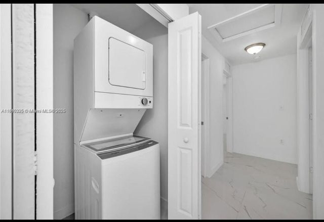 673 NW 14th St, Florida City, FL 33034