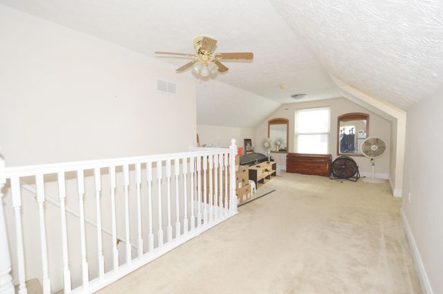 1716 N Sweetbriar Lane 1716 N Sweetbriar Lane, Springfield, OH 45505