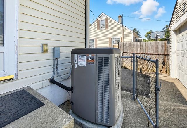 1716 N Sweetbriar Lane 1716 N Sweetbriar Lane, Springfield, OH 45505