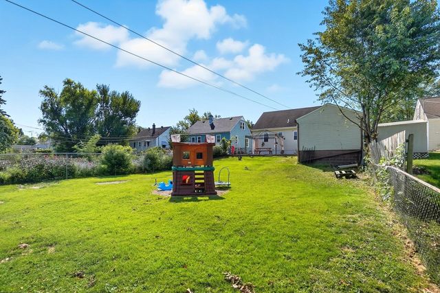 1716 N Sweetbriar Lane 1716 N Sweetbriar Lane, Springfield, OH 45505