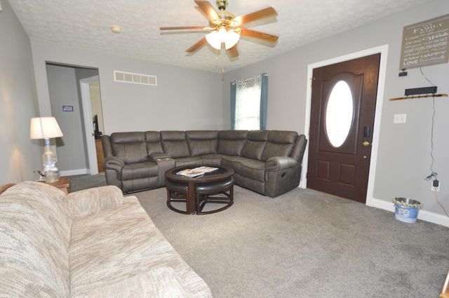 1716 N Sweetbriar Lane 1716 N Sweetbriar Lane, Springfield, OH 45505