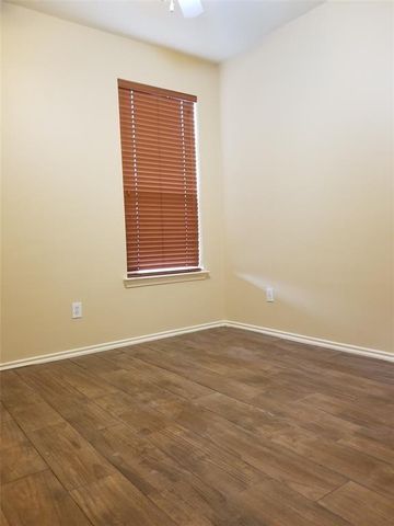 21038 Narrow Gate Drive, Houston, TX 77095