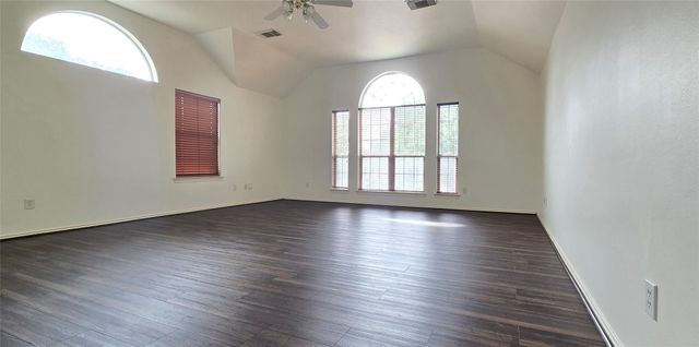 21038 Narrow Gate Drive, Houston, TX 77095